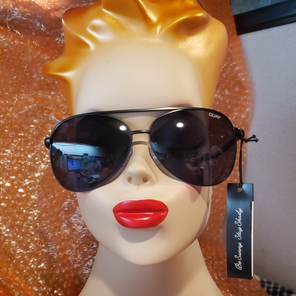 Brand new Quay Australia sunglasses